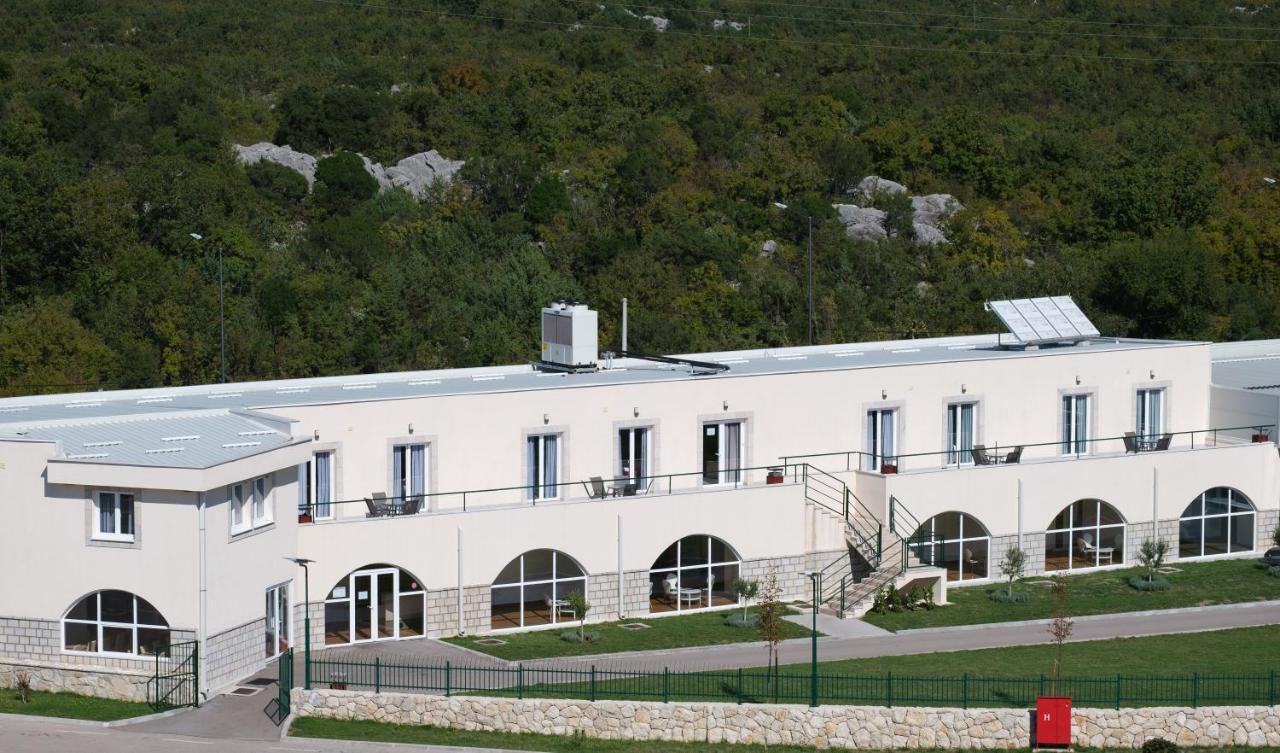 Sl Olimp Trebinje Exterior foto